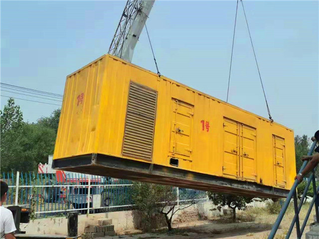 宁明300KW柴油发电机组油耗是多少？